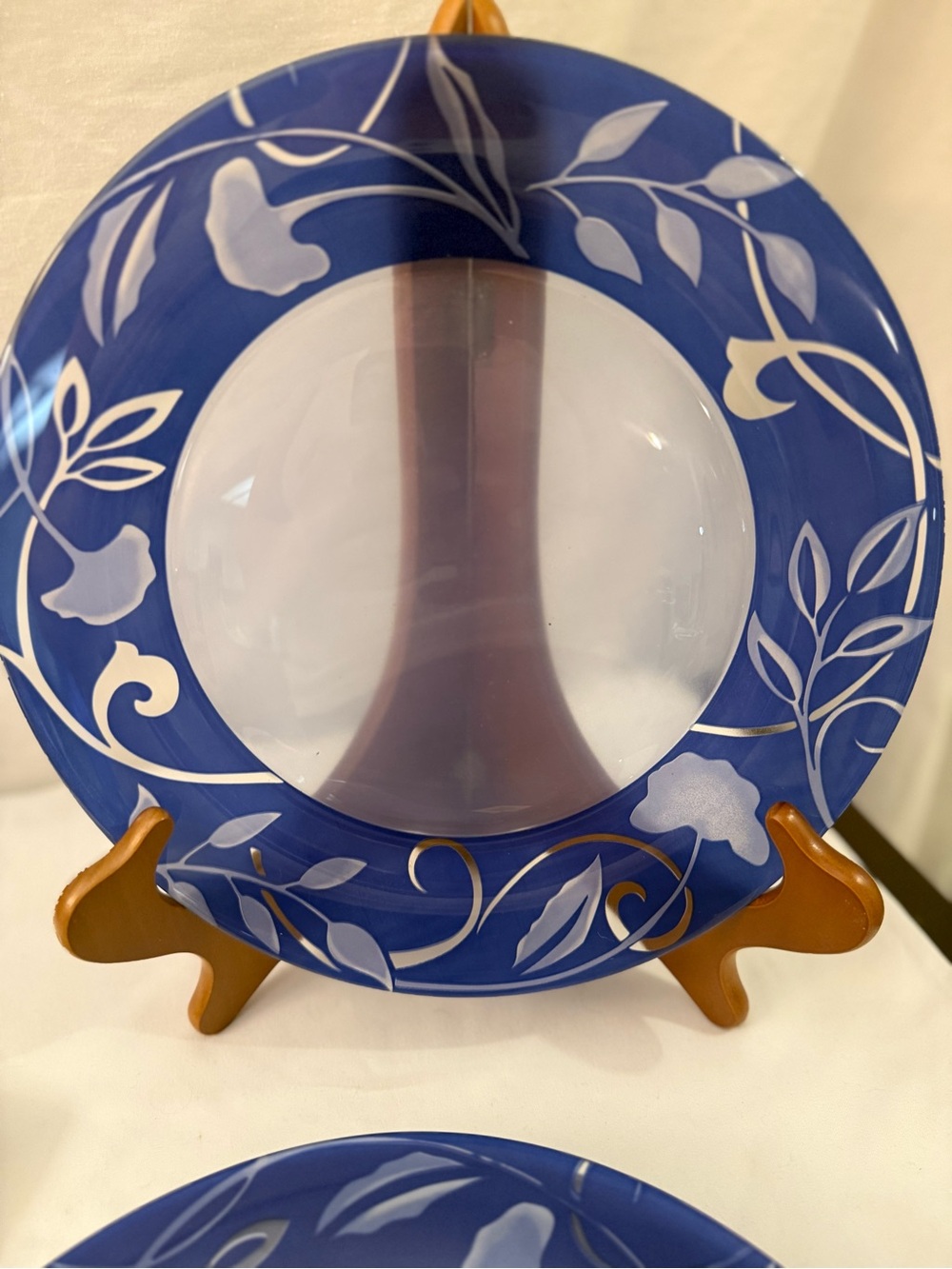 6 Luminarc Plenitude distinctive cobalt blue glass border. By Arcoroc France